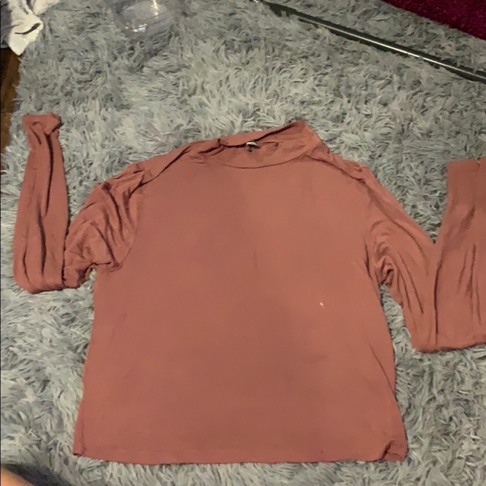 dark pink turtle neck crop top